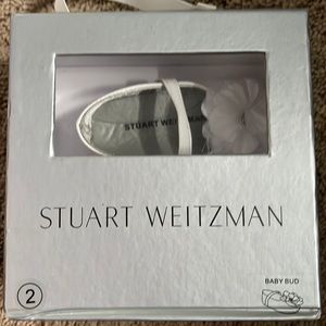 Stuart Weitzman white baby shoes. Size 2. EUC